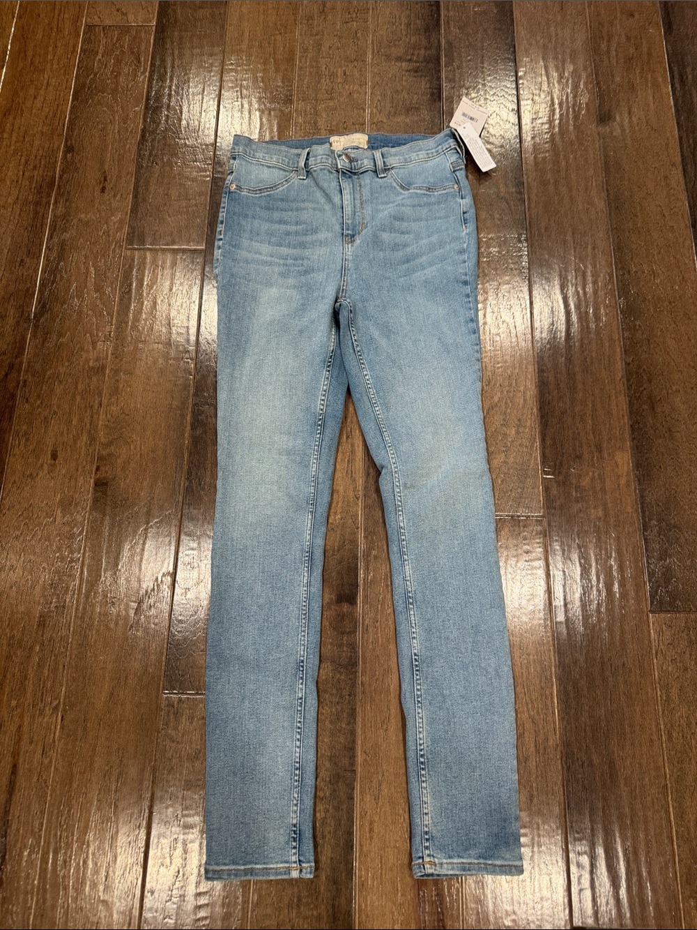 Free People NWT Light Wash Skinny Jeans